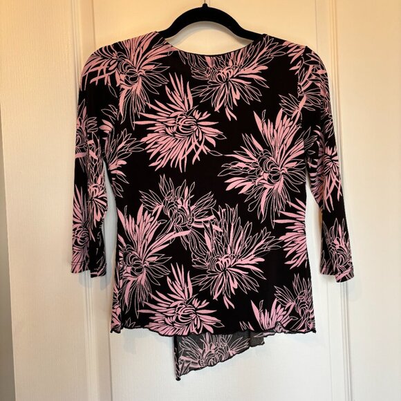 Laura Petites Asymmetrical Y2K Floral Top Black Pink V-Neck - Picture 3 of 10